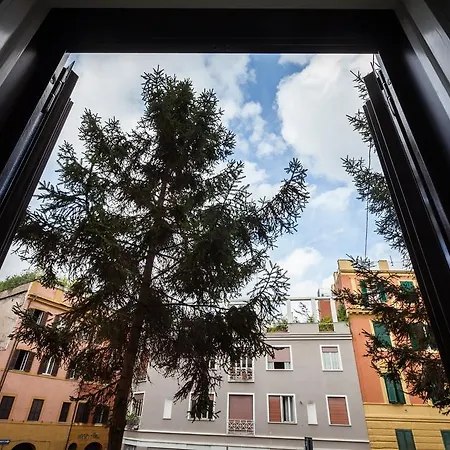 Garibaldi Apartment